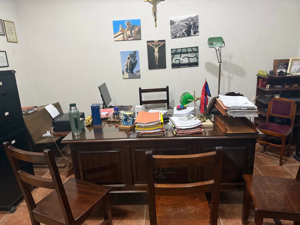 Escritorio de trabajo, vista completa